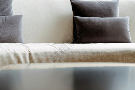 质地现代客厅沙发垫子的详细图像扶手椅灰色的图片