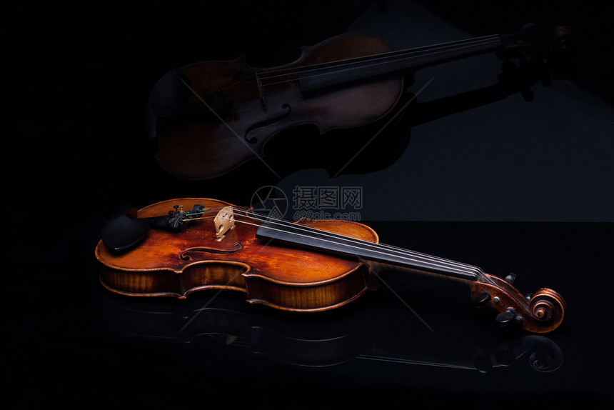 木质小提琴图片