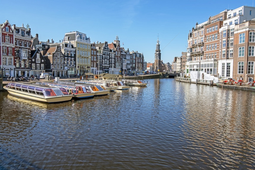 正面家荷兰阿姆斯特丹市风景与Munt塔由荷兰阿姆斯特丹建筑的图片