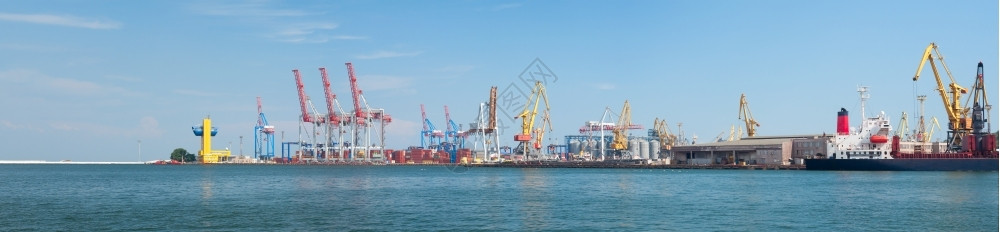 货运工业的国际阳光明媚奥德萨海港全景图片