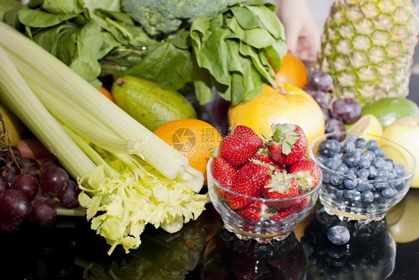 各种新鲜水果和蔬菜健康团体黄色的果实图片