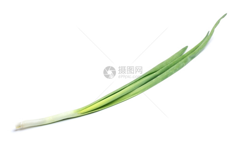闻日本人白色背景上孤立的新鲜绿色洋葱马铃薯图片