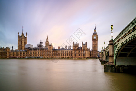 户外历史的伦敦与大本和英国议会厦的伦敦天际连线地标图片
