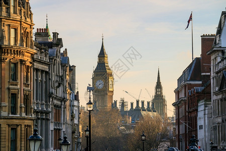 伦敦与大本和英国议会厦的伦敦天际连线地标暮城市的图片