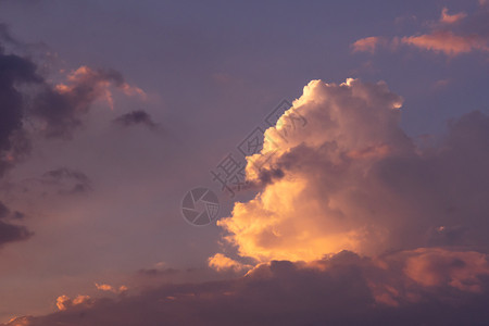 维查萨尔自然带复制空间的彩色乌云风景优美多的背景