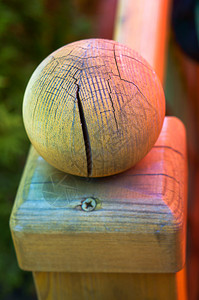 艺术数字木纹球实开裂珠圆尖楼梯栏杆实木球圆尖楼梯栏杆木纹球制的图片