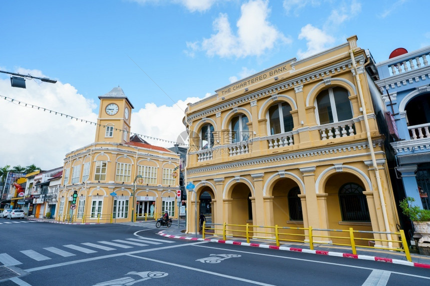 街道亚洲经典的在泰国普吉老城区PhuketOldTown普吉古城建中葡萄牙筑图片