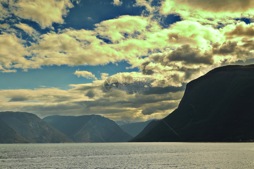 自然一种挪威Sognefjorden的景象风优美图片