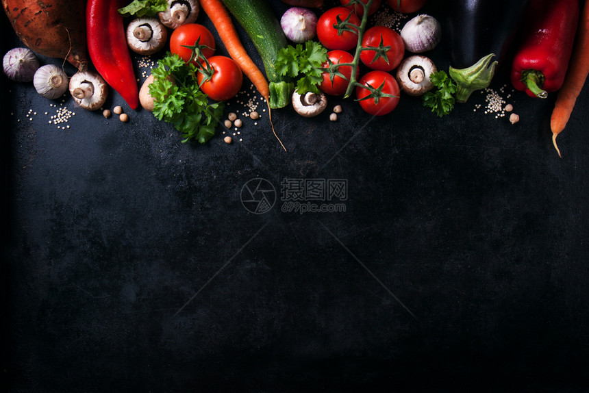 煎锅丰富多彩的农业蔬菜框架健康或素食概念顶视图复制空间图片