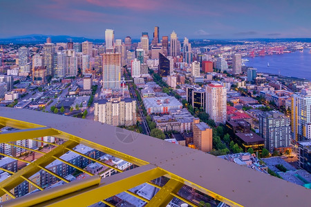 市中心美国西雅图市下城的天线城风景蓝色的旅行图片