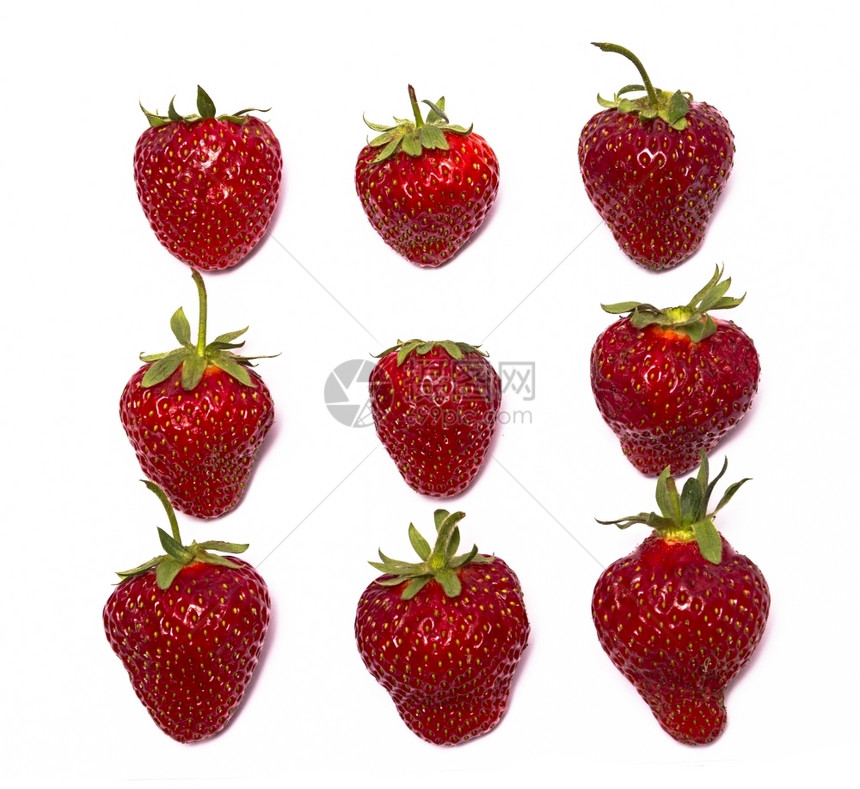 单一熟的红草莓孤立在白底九片生动水果目的图片