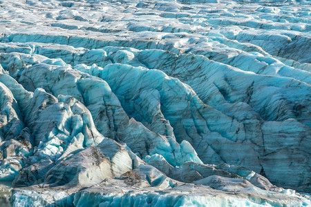 斯维纳费尔斯冰川冰岛瓦特纳公园的斯维纳费尔冰川冬天融化空背景