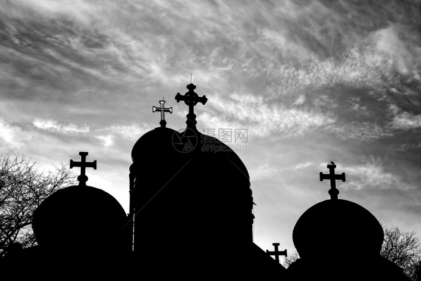 黑色和白的教堂圆顶月光日落时有一个晚上拂晓黑色的图片