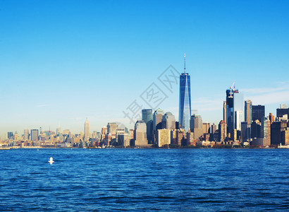 状态现代的从自由岛浏览纽约地貌天际线摩大楼图片