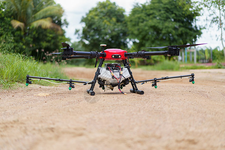 农民杀虫剂用无人机飞施化肥农药现代业新型创自动无人机然图片