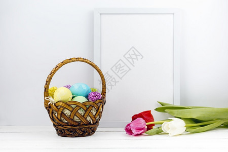 花束东面鸡蛋篮有郁金香空白框结石邋遢图片