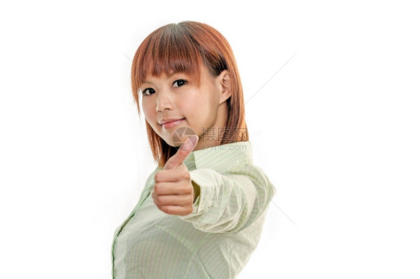 年轻的女人举起拇指牌满意使图片