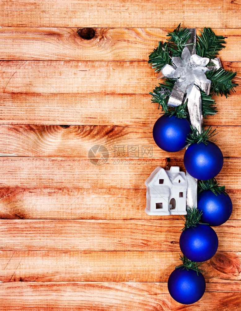 圣诞装饰品木背景的加兰框架空白老图片