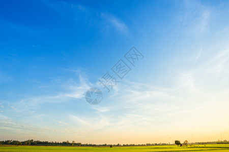 天气质地蓝色的日落戏剧天空纹理背景明亮的图片