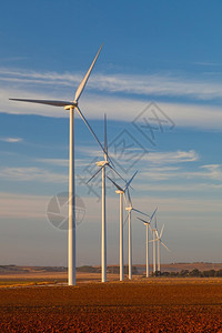 阿莱利效率风车或典型气动能刀片图片