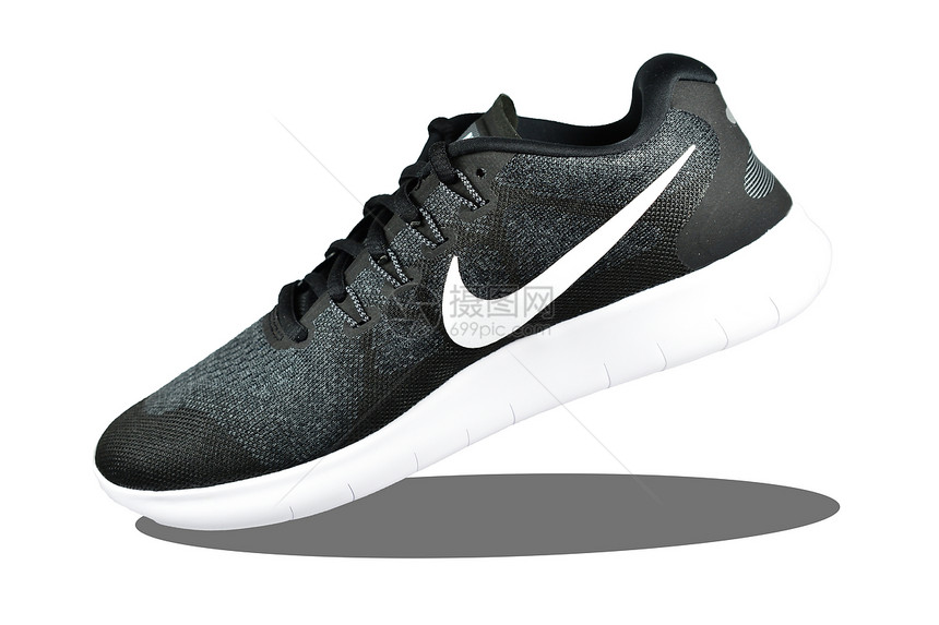 店铺2018年月3日208年耐克曼斯柯NikeMenrrsquos在白色背景上运动鞋Nike跑的产品拍摄脚丫子健身房图片