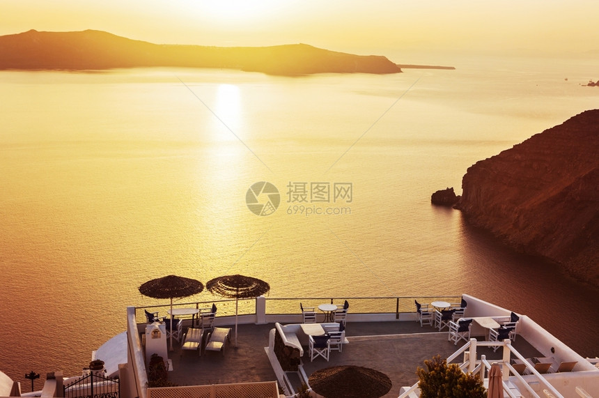 风景优美伊亚娱乐希腊圣托里尼岛白色建筑希腊美丽的露台日落时有海景图像图片