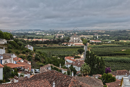 游客村庄从中世纪葡萄牙城市奥比都斯墙NAcleoMuseolAgicodoSantuarioSenhorJesusdaPedra图片
