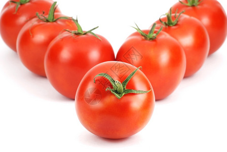 降低市场制作新鲜西红柿做了V字图片