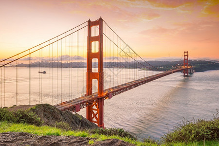 天际线著名的金门大桥美国日落旧金山自然天空图片