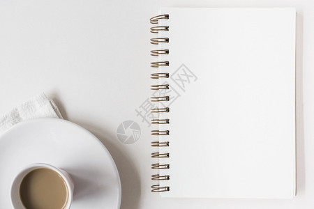 空咖啡杯多于高的白背景解析和高品质的光彩咖啡杯白色背景高质量美容照片概念优美精设计师摄影顶视图设计图片