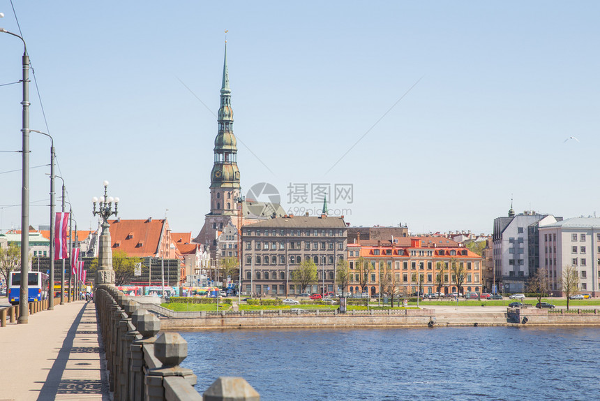 拉脱维亚里加市旧城中心民族和建筑2018年大桥旅游照片欧洲地标屋图片