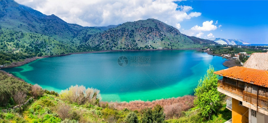 徒步旅行克里特岛希腊自然景象中的美丽库纳斯湖旅游山图片