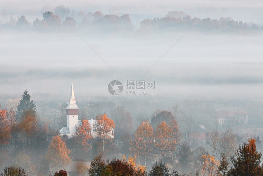 在罗马尼亚拍摄的早间影像照片来自Flickr用户Troylvanian村特兰西瓦尼亚风景蒙图片