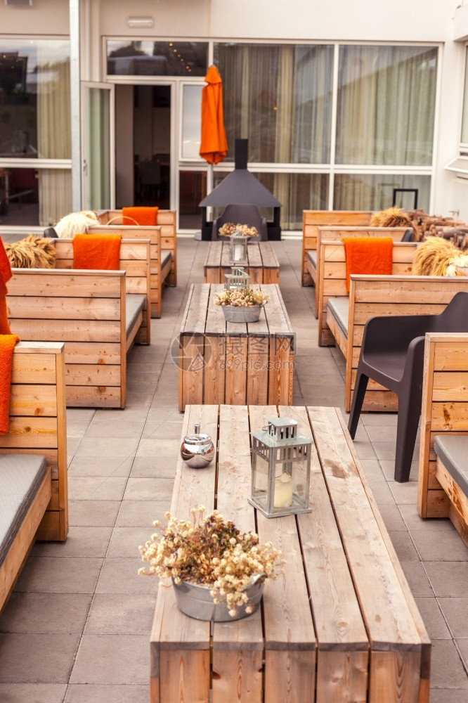 沙发欧洲的室内外餐馆露台用扫描型木家具装有制符合生态友好的真人设计北欧图片