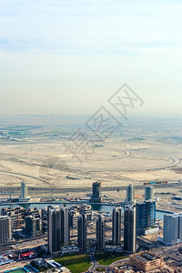 蓝色的迪拜市府酋长国大楼迪拜著名的塔图片