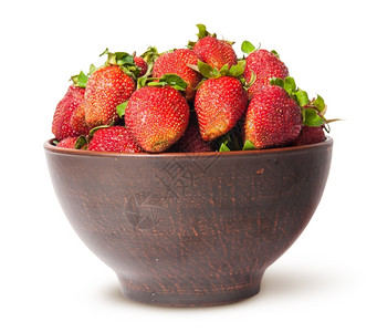 在一个陶瓷碗中用白色背景隔绝的陶瓷碗里提取多汁的草莓农场餐具健康图片