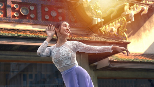 女士艺术在泰国曼谷街上跳舞的年轻美丽芭蕾舞女郎年轻的图片