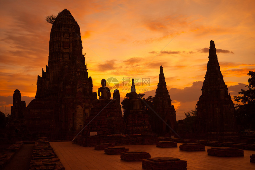 WatChaiwattatnaram泰国Ayutthaya历史寺庙老的亚洲传统图片