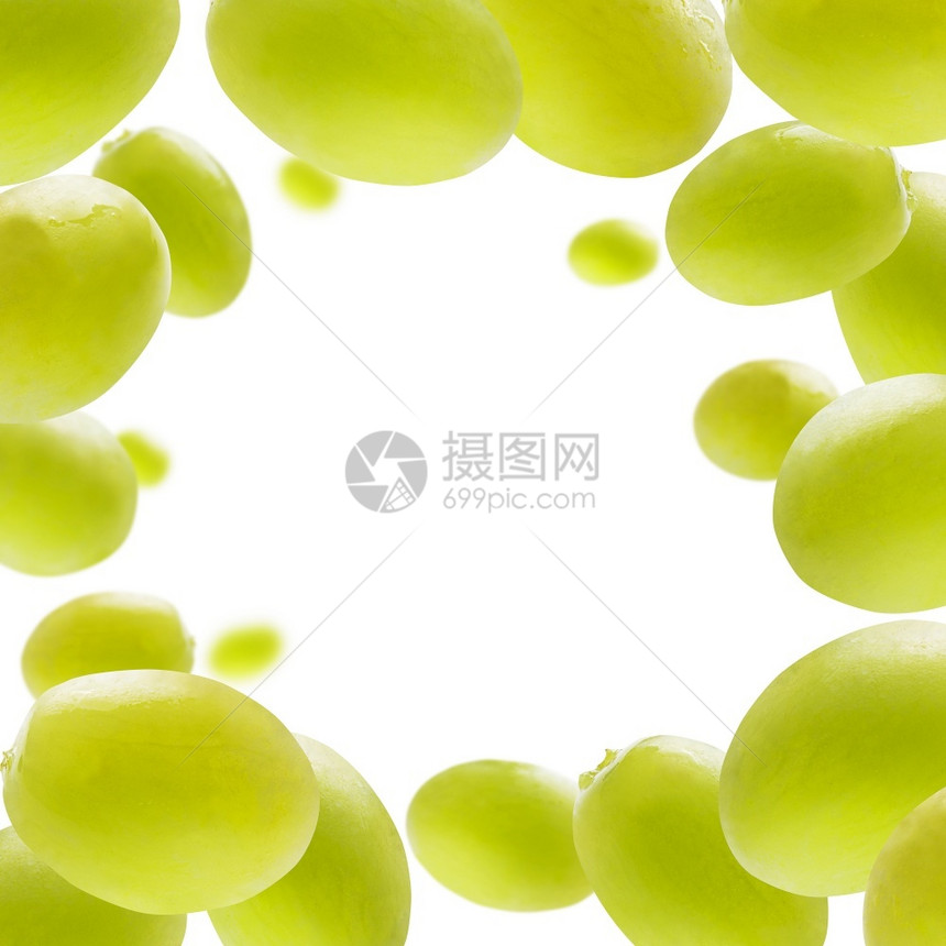 夏天绿葡萄漂浮在白色背景上绿葡萄漂浮在白色背景上自然浆果图片