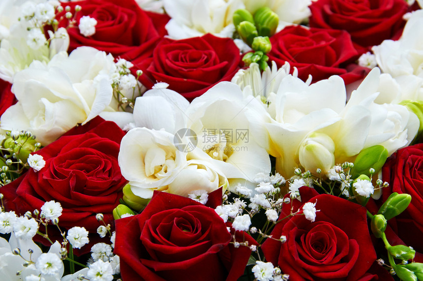 爱新娘红色的婚礼花束玫瑰图片