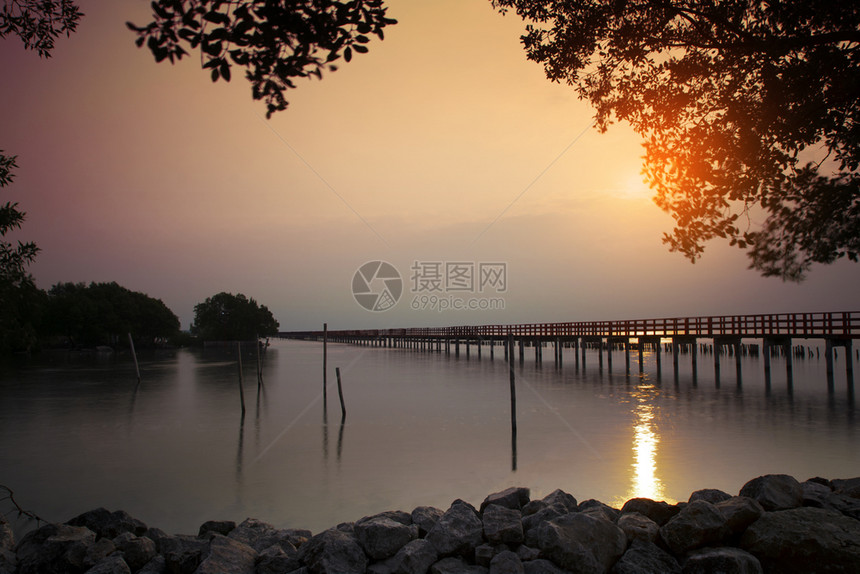 清晨自然背景的美丽海观天空黎明克里米亚图片