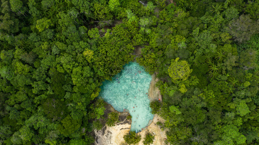 美丽的闲暇在泰国克拉比Krabi的BluePool旅游目的地CrabiCrabi图片