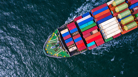 工业的载运集装箱货船用于商业运进出口航视集装箱船抵达商业港口海葡萄牙图片