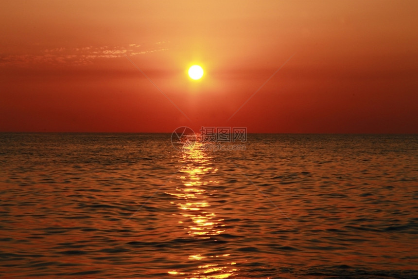 暮在海的滩夏天日落夜晚太阳图片