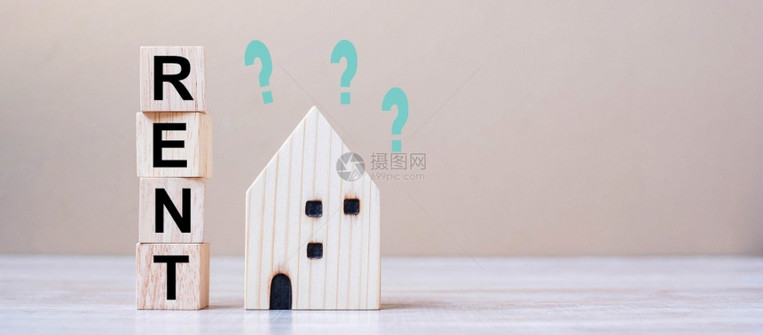 经济的在表背景危机经济衰退开发者房地产购买和财概念上采用木制房屋模型的RENT立方块租金融图片