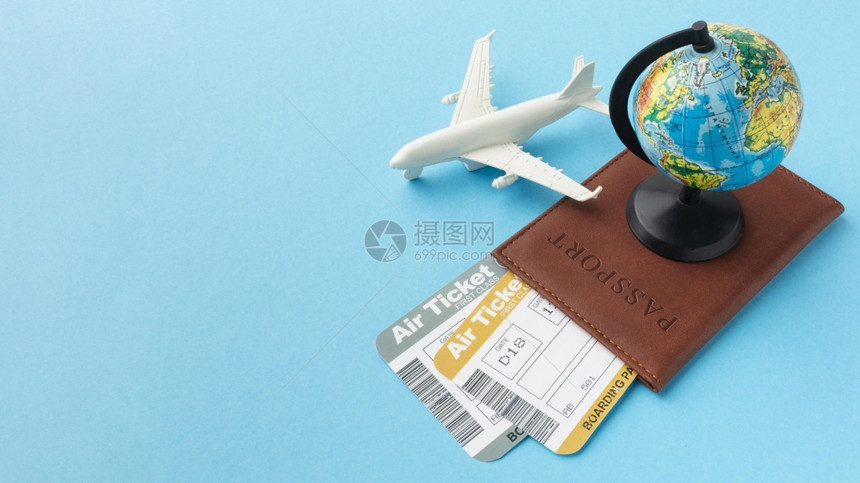 登机电话太阳镜高角度护照门票安排分辨率和高质量精美照片高角度护门票安排高质量精美照片概念图片