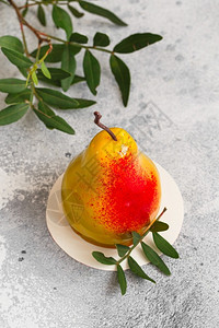 美味的糖以梨果橙杏子柠檬和樱桃穆斯蛋糕为形状的穆塞甜点奶油图片