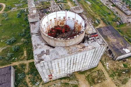 建造原子卡赞提普旧被废弃的未完成核电厂和的核电厂图片