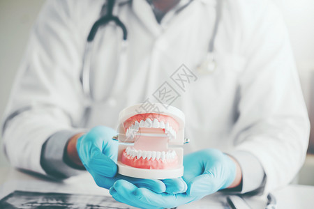 躯体在牙医办公室学的科医生口腔助手一种牙疼背景