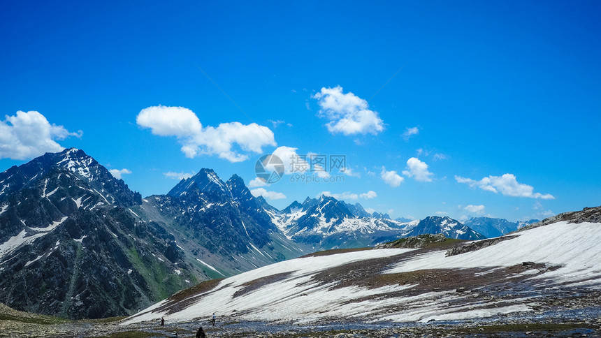 溪流查谟和克什米尔邦Sonamarg美丽的山地景观范围吸引力图片